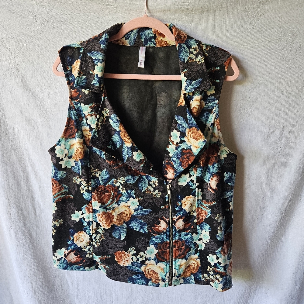Floral Sleeveless Vest